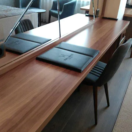 Vista Royal Ξενοδοχείο 2*