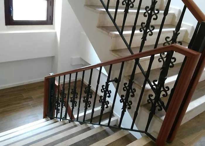 Vista Royal Hotel 2*